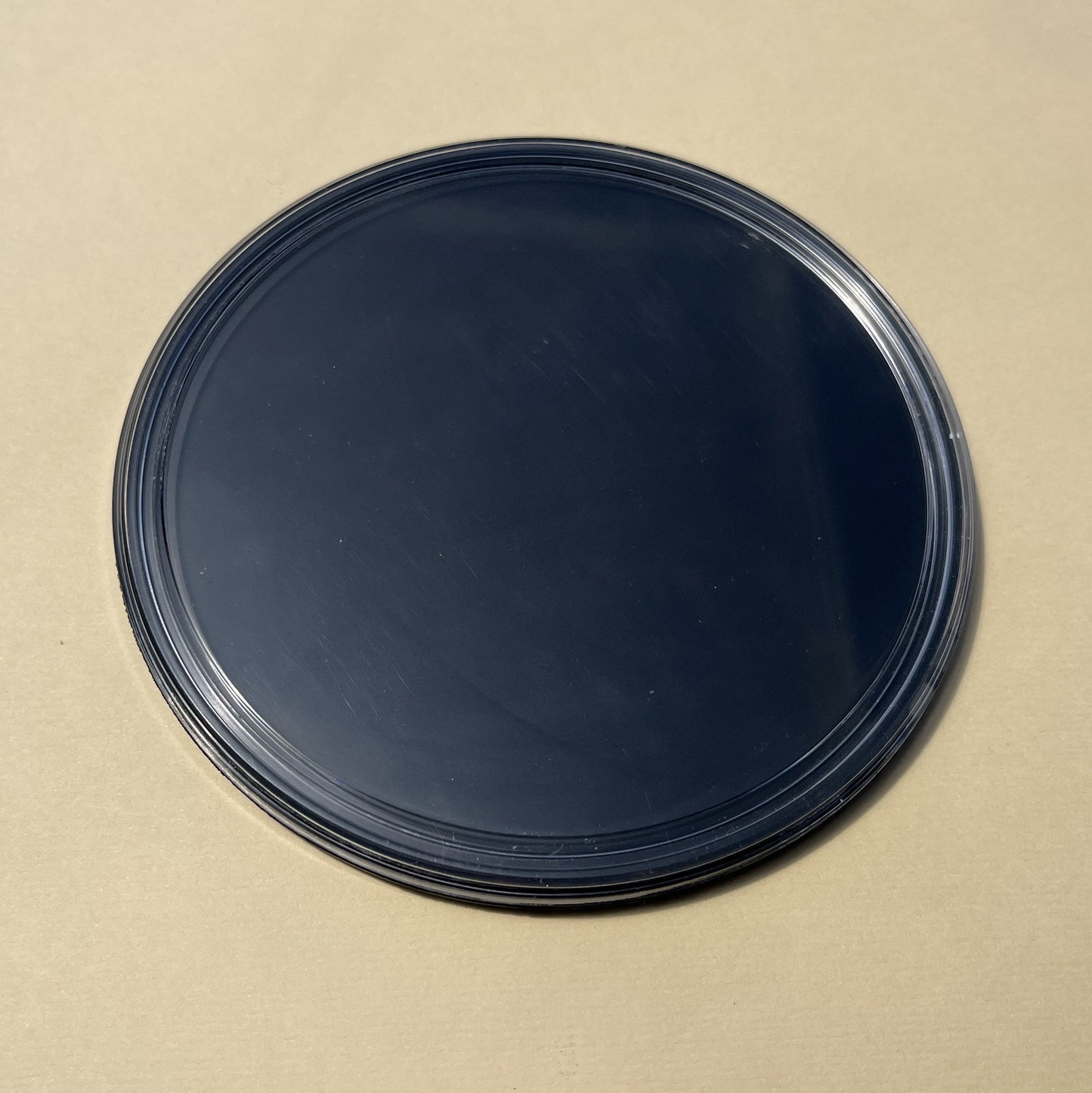 Clear Top / Solid Bottom - Round